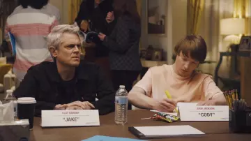 Levi’s Denim Jacket en noir porté par Clay Barber (Johnny Knoxville) vu dans la série télévisée Reboot (S01E02)