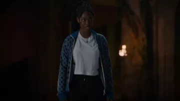 Wales Bonner London Tracksuit Top usado por Aisha (Precious Mustapha) como se ve en Fate: The Winx Saga (S02E07)