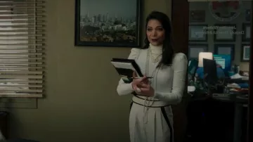 Alice + Olivia Esta Pleat Pants worn by Nikki Ramos (Ginger Gonzaga) as seen in She-Hulk: Attorney at Law (S01E01)