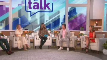 Veja Logo-patch Low-top Sneakers worn by Jerry O'Connell as seen in The Talk on September 19,2022