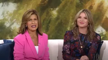Veronica Beard Raylee Ruched Floral Midi Dress usado por Jenna Bush Hager como se ve en Today with Hoda & Jenna el 21 de septiembre de 2022