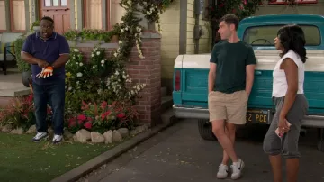 Nike Air Max 95 worn by Calvin (Cedric the Entertainer) as seen in The Neighborhood (S05E01)