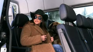 Max Mara Ofelia Teddy Coat porté par Kyle Richards vu dans The Real Housewives of Beverly Hills (S12E19)