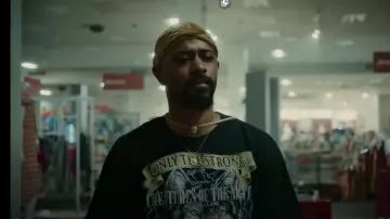 Saturn Return Only the Strong Survive Wolf T-Shirt worn by Darius (Lakeith Stanfield) as seen in Atlanta (S04E01)