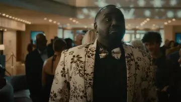 EJ Samuel Blk/Rose Blazer J155 worn by Alfred 'Paper Boi' Miles (Brian Tyree Henry) as seen in Atlanta (S04E03)