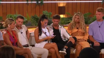 Pretty Little Thing Long Sleeve Tie worn by Antigoni Buxton as seen in Love Island (S08E25)