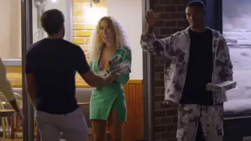 Pretty little thing Bright Green Waf­fle Tie Wrap Mi­ni Skirt worn by Dani Imbert as seen in The Only Way Is Essex (S30E03)