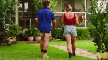 Lee High Moms Short worn by Jess as seen in The Farmer Wants a Wife (S12E06)