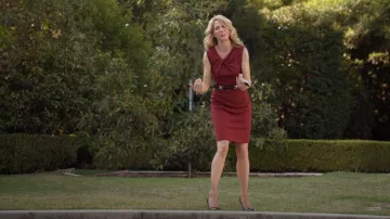 Jason Wu Techno Jersey Sheath Dress worn by Emily Nash Gilchrist (Jenna Elfman) in 1600 Penn (S01E02)