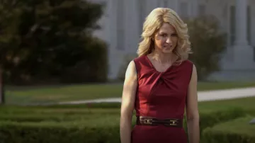Oscar de la Renta Leather Sil­ver Buck­le Wrap Belt worn by Emily Nash Gilchrist (Jenna Elfman) as seen in 1600 Penn (S01E02)