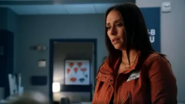 Veste Madewell Passage portée par Maddie Kendall (Jennifer Love Hewitt) vue dans le 9-1-1 (S04E05)
