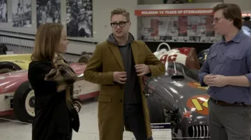 Niuer Long Sleeve Plaid Shirt worn by Mina Starsiak as seen in Good Bones: Risky Business (S01E03)