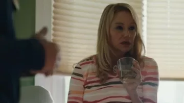Karen Scott Sasha Stripe 3/4-sleeve Top worn by Sarah Allen (Jennifer Landon) as seen in FBI: Most Wanted (S04E01)