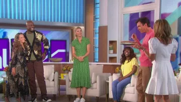 Reforma Wilma Vestido Midi con estampado floral usado por Amanda Kloots como se ve en The Talk el 27 de septiembre de 2022