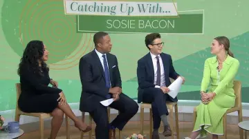 Anna Quan Grace Top porté par Sosie Bacon vu dans Today le 29 septembre 2022