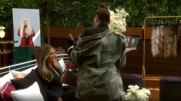 Christian Dior Malice Flap Bag Pony Hair porté par Sheree Zampino vu dans The Real Housewives of Beverly Hills (S12E20)