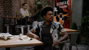 Reiss Fangio Abstract Floral Shirt worn by Carter (Julian Gant) as seen in Call Me Kat (S03E01)