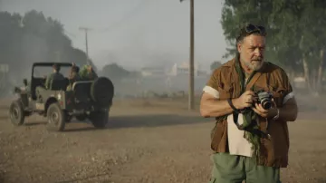 Nikon camera used by Coates (Russell Crowe) as seen in The Greatest Beer Run Ever movie