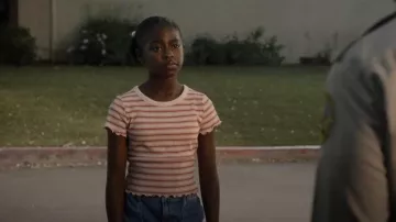 Old Navy Striped Rib Knit Lettuce Edge T Shirt porté par Athena Grant (Angela Bassett) vu dans 9-1-1 (S06E03)