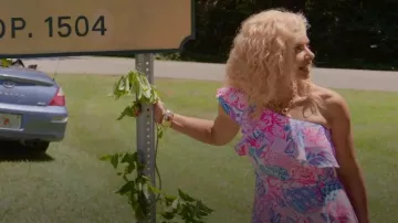 Lilly Pulitzer Kipton Romper Pink Isle Snappy Turtle worn by Barb Flatch (Jaime Pressly) as seen in Welcome to Flatch (S02E01)