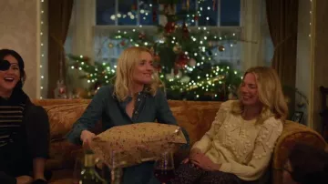 Pinko In­gag­gio Sweater worn by Ursula Flynn (Eva Birthistle) as seen in Bad Sisters (S01E01)