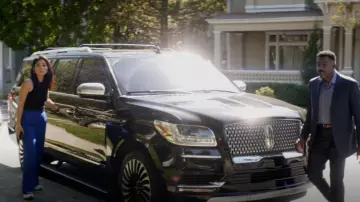 Converse Run Hike Sneakers worn by Jenn Chou (Nanrisa Lee) as seen in Quantum Leap (S01E02)