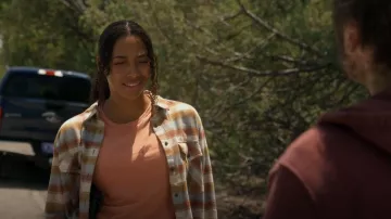 Pendleton Long Sleeve Elbow Patch Flannel Shirt worn by Cassie Dewell (Kylie Bunbury) as seen in Big Sky (S03E03)