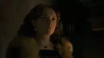 Gold Drop Earrings worn by Queen Alicent Hightower (Olivia Cooke) in House of the Dragon Wardrobe (Season 1 Episode 7)