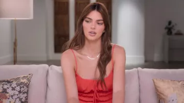 Ciao Lucia Gabriella Midi Robe portée par Kendall Jenner comme on le voit dans The Kardashians (S02E03)