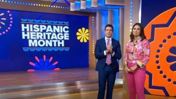 J. Crew Band Collar Tunic worn by Cecilia Vega as seen in Good Morning America on October 7, 2022