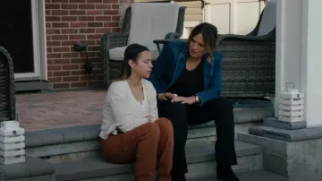 Alexander McQueen Single-Breasted Denim Blazer worn by Olivia Benson (Mariska Hargitay) as seen in Law & Order (S22E01)