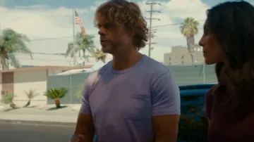 Rails Johnny T Shirt porté par Marty Deeks (Eric Christian Olsen) vu dans NCIS: Los Angeles (S14E01)