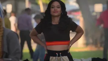 Puma High Court Ora Mesh Top usado por Shanelle Tucker (Shannon Kane) como se ve en Reasonable Doubt (S01E04)