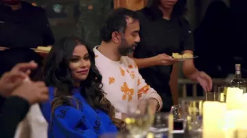 Balenciaga Oversized Logo Jacquard Wool Blend Sweater usado por Anila Sajja como se ve en Married to Medicine (S09E14)