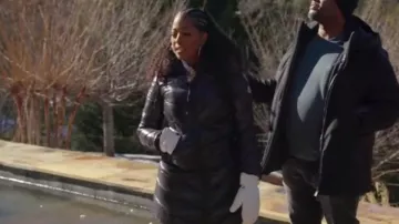 Nautica Puffer Coat With Marshmallow Bib porté par Toya Bush-Harris comme on le voit dans Married to Medicine (S09E14)