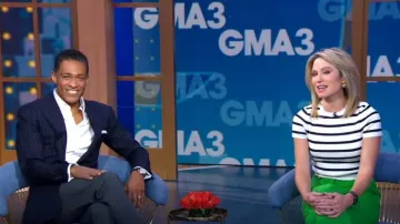 Zara Basic Cropped Knit Top porté par Amy Robach vu dans Good Morning America le 11 octobre 2022