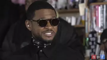 Les lunettes de soleil Celine portées par Usher lors du NPR Music Tiny Desk Concerts 