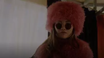 Ray-Ban Round Sunglasses worn by Lissa Dragomir (Daniela Nieves) as seen in Vampire Academy (S01E08)