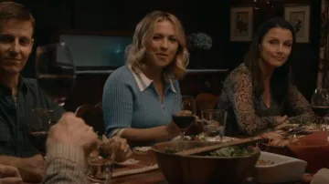 Veronica Beard Jorja Half Zip Polo usado por Eddie Janko (Vanessa Ray) como se ve en Blue Bloods (S13E02)