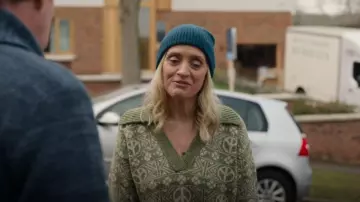 Sandro Taylor Suéter usado por Grace Williams (Anne-Marie Duff) como se ve en Bad Sisters (S01E10)