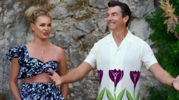 Sandro Tulip Print Shirt worn by Jerry O'Connell as seen in The Real Love Boat (S01E02)