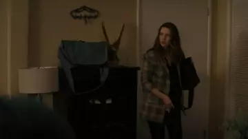 Giuliva Heritage The Ele­na Prince of Wales Checked Wool Blazer worn by Alona Tal as seen in SEAL Team (S06E05)