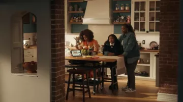 Basket haute haute Jersey Ct-01 « z » portée par Robyn McCall (Queen Latifah) vue dans The Equalizer (S03E03)