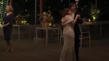 Eva Lendel Jess worn by Lea Dilallo (Paige Spara) as seen in The Good Doctor (S06E01)