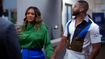 Chemise Burberry Color-Block Cotton-Twill portée par Zac (Devale Ellis) vue dans les Sistas de Tyler Perry (S05E01)
