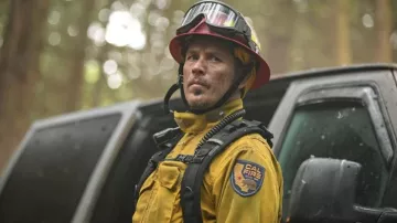 California Fire Gear Headquarters patch worn by Manny Perez (Kevin Alejandro) as seen in Fire Country (S01E03)