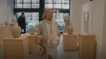 Celine Medium Trifold Bag worn by Nora Brannock (Naomi Watts) as seen in The Watcher (S01E05)