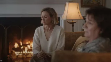 Reiss Trin­ny Ribbed Cash­mere Blend Jumper worn by Nora Brannock (Naomi Watts) as seen in The Watcher (S01E05)