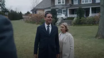 Vince Featherweight Ribbed Cardigan worn by Nora Brannock (Naomi Watts) as seen in The Watcher (S01E06)