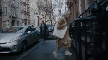 Rag & Bone Retro Runner Lace-Up Sneakers worn by Nora Brannock (Naomi Watts) as seen in The Watcher (S01E06)